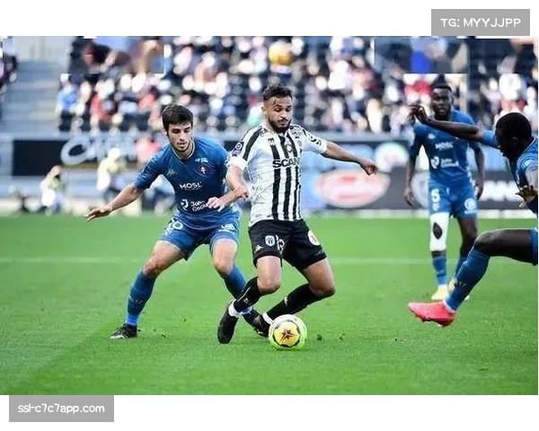 乌迪内斯爆冷胜那不勒斯，意甲争冠乱局再添变数